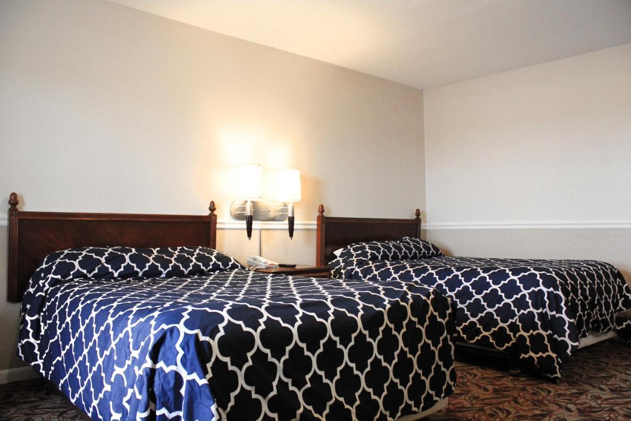 Alpine Inn & Suites Rockford Exteriör bild